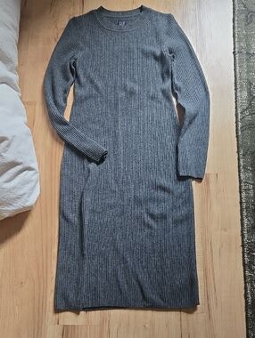 GAP Ribbed Long Sleeve Knit Midi Dress - Gray